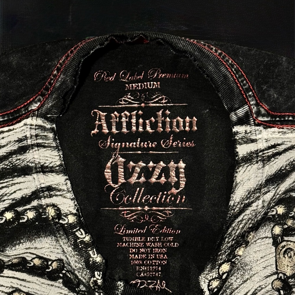 Affliction Ozzy Osbourne Black Graphic T-Shirt - Picture 3 of 3